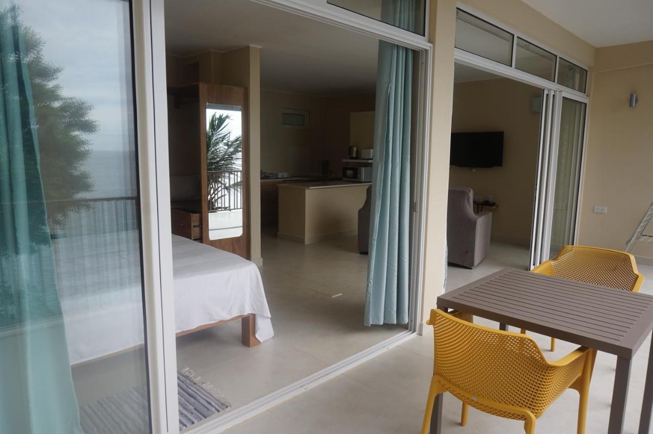 Apartamento Maka Bay Self Catering Victoria Exterior foto