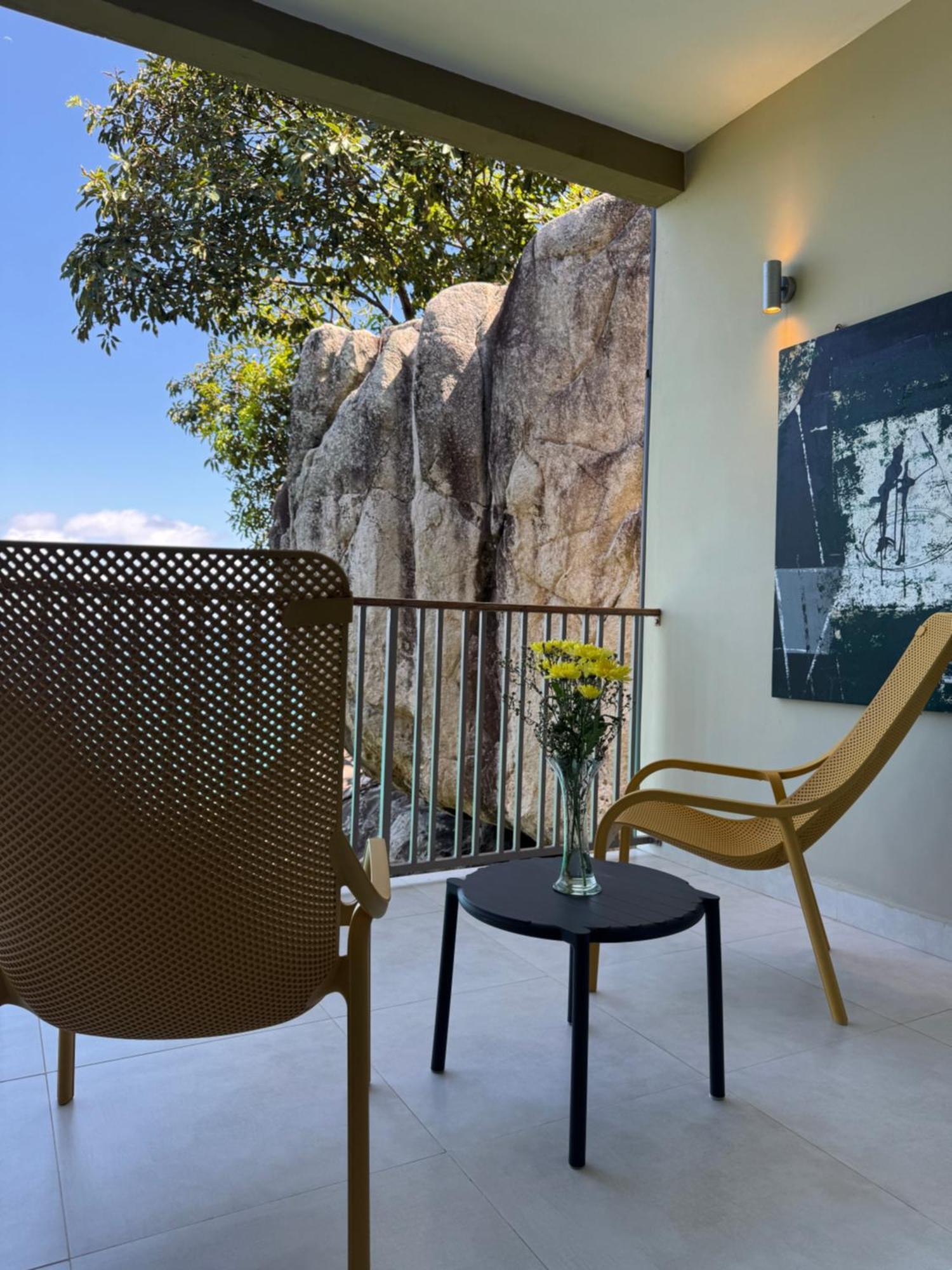 Apartamento Maka Bay Self Catering Victoria Exterior foto